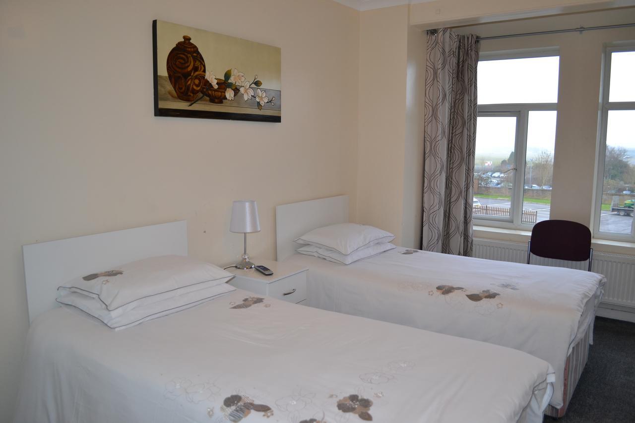 Annie'S Guest House ฟาร์นโบโรห์ ภายนอก รูปภาพ